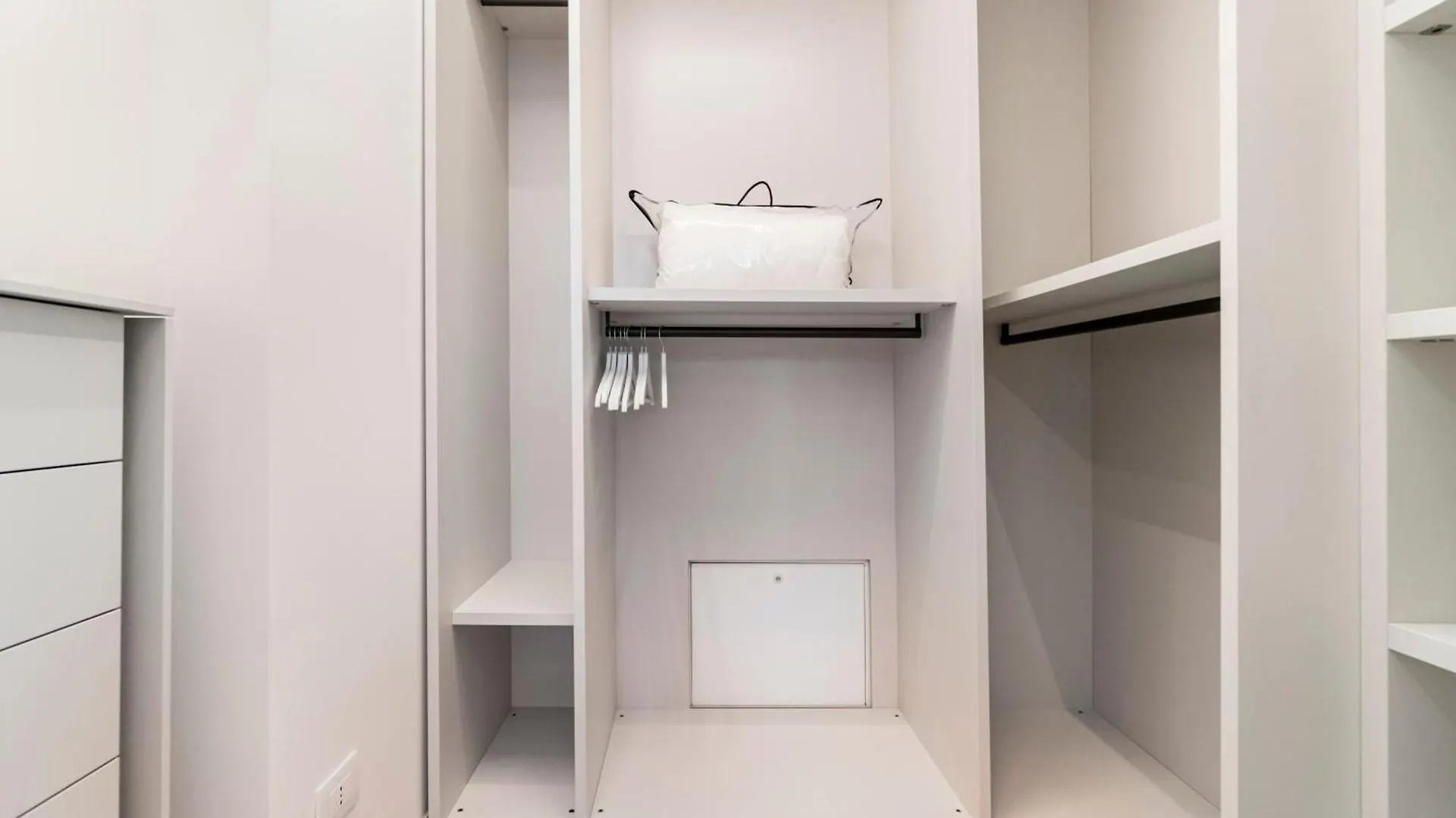 Urban Garden Lofts By Blue Velvet Livings Apartment Milan 0*,  Italy